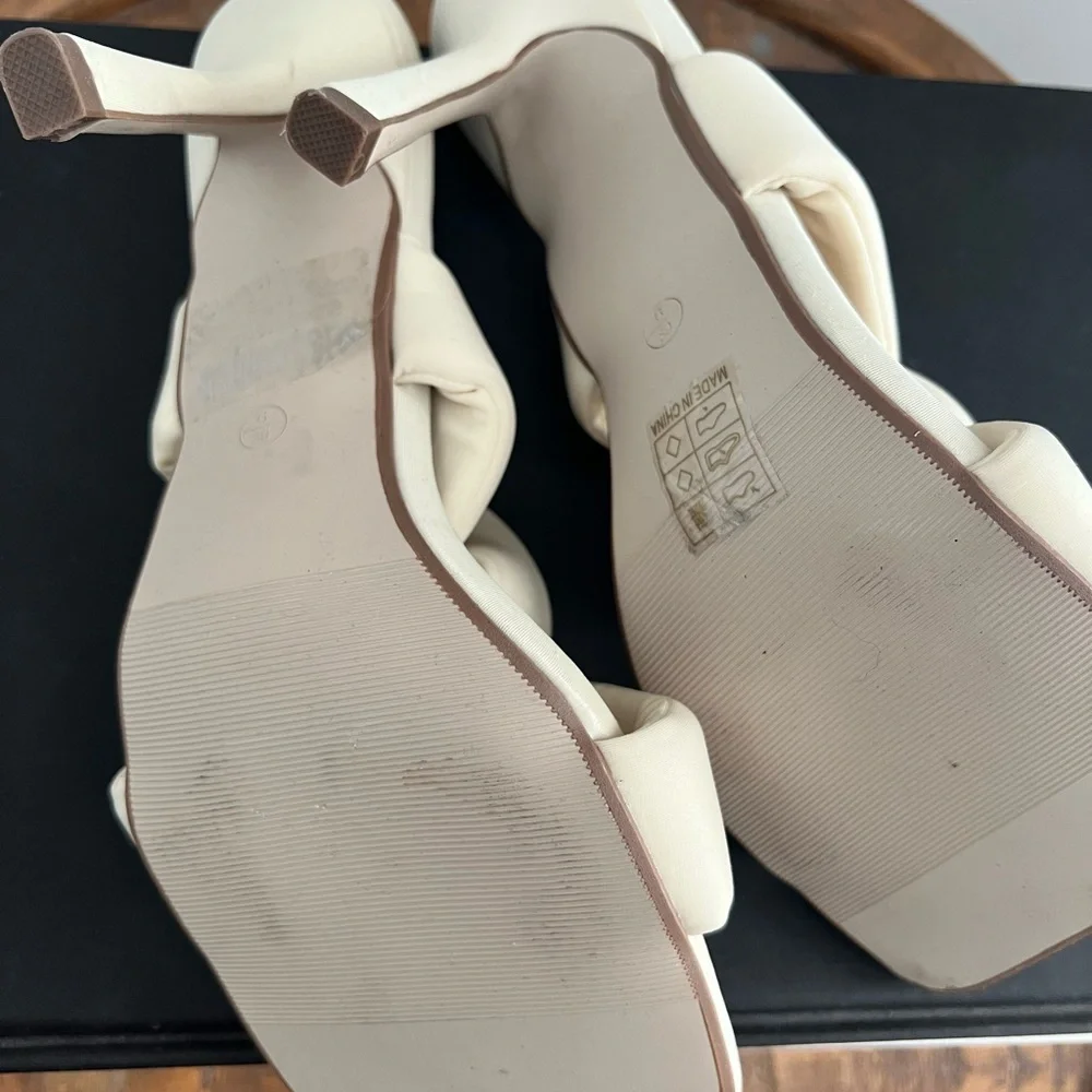 Misguided Slip On Cream Women's Heels - Picture 8 of 9
